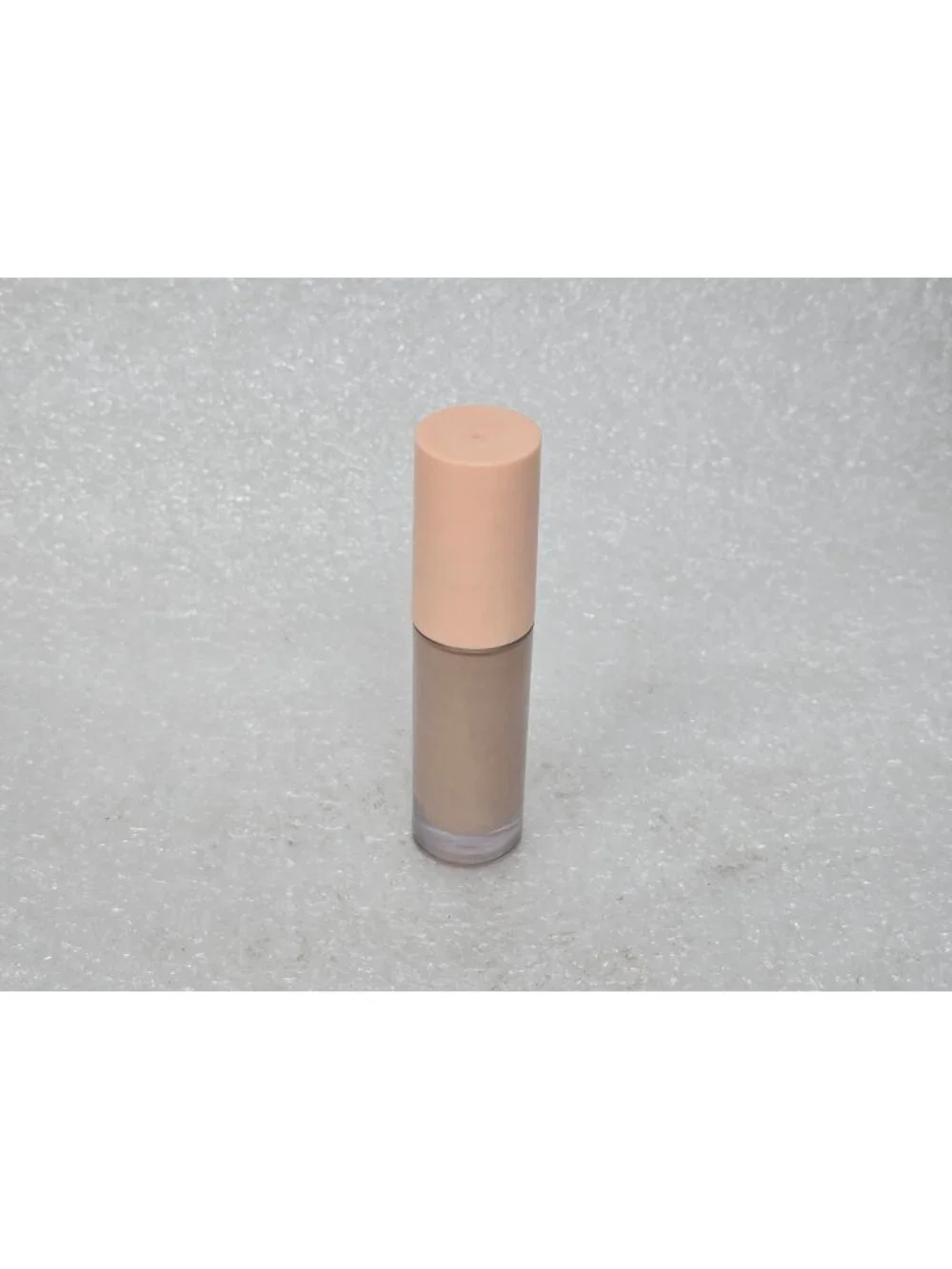 Light 40 N ColourPop Pretty Fresh Hyaluronic Concealer .30 oz